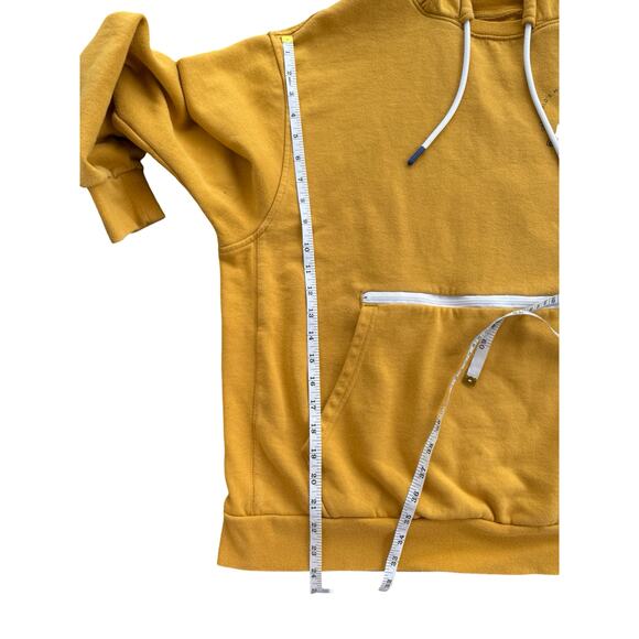 Disney World 50th Anniversary Hoodie Men’s L Unisex Yellow Mickey Castle 2021 - Picture 5 of 10